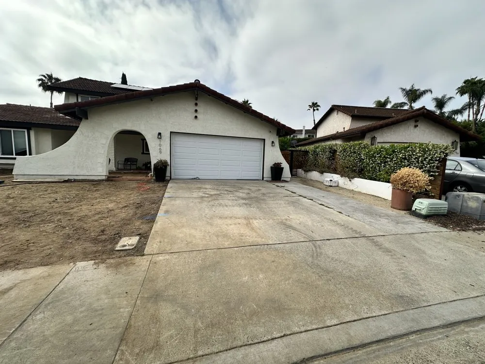 Local lawn care service experts serving Escondido, CA - Sierra Landscape