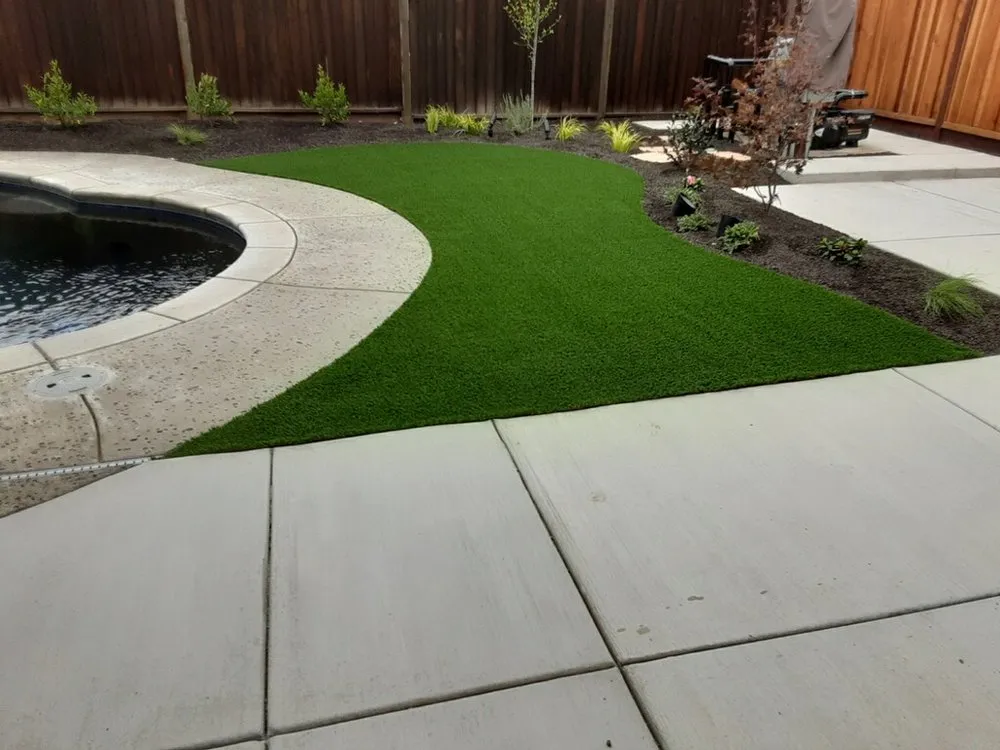 Reliable yard cleanup service for residential properties across Los Banos, CA - Sierra Landscape