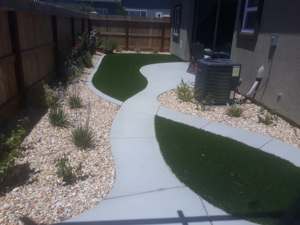 Trusted outdoor landscaping experts serving Los Banos, CA - Sierra Landscape