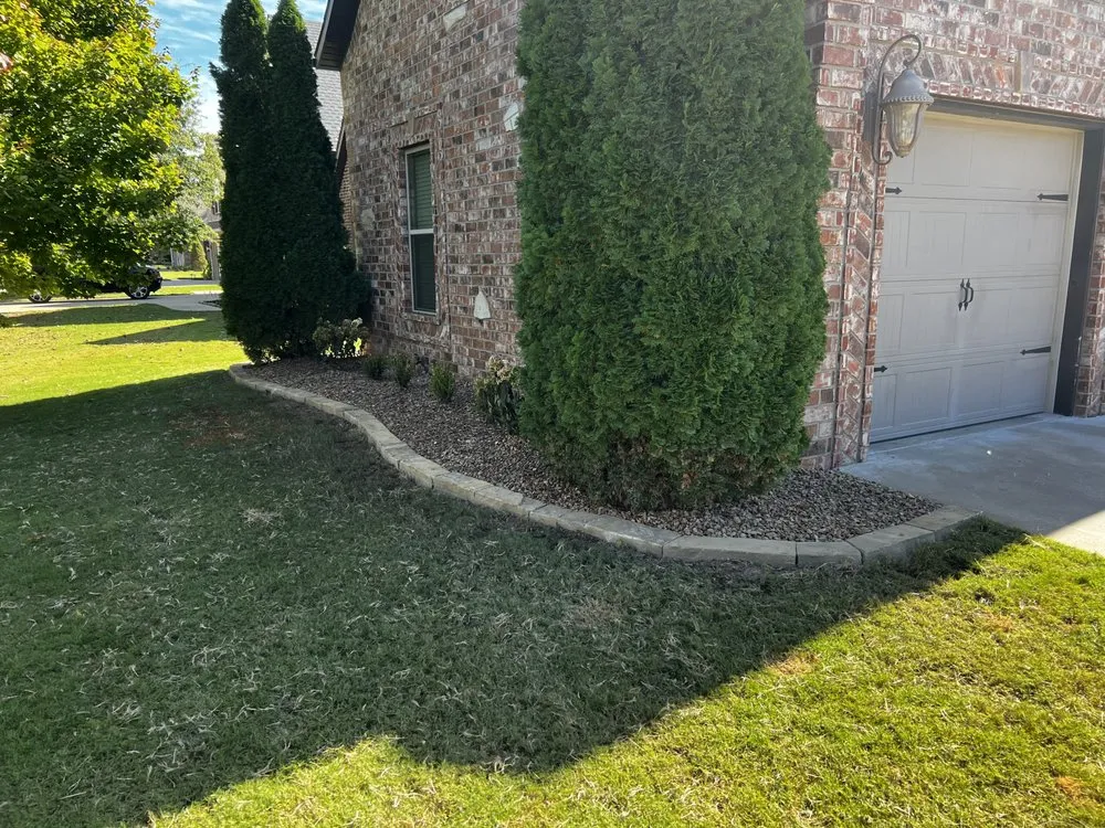 Reliable lawn mowing service experts serving Fayetteville, AR - Sierra lawn and landscape