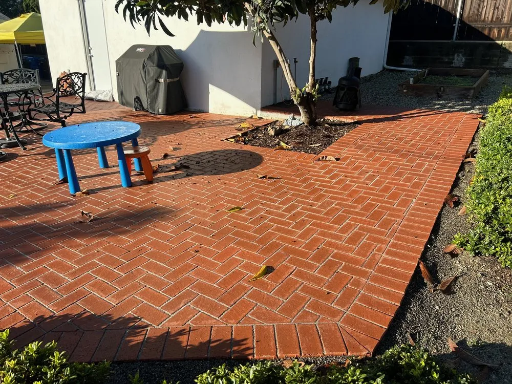 Custom lawn mowing service near you in Sierra Madre, CA by Sierra Madre Landscape