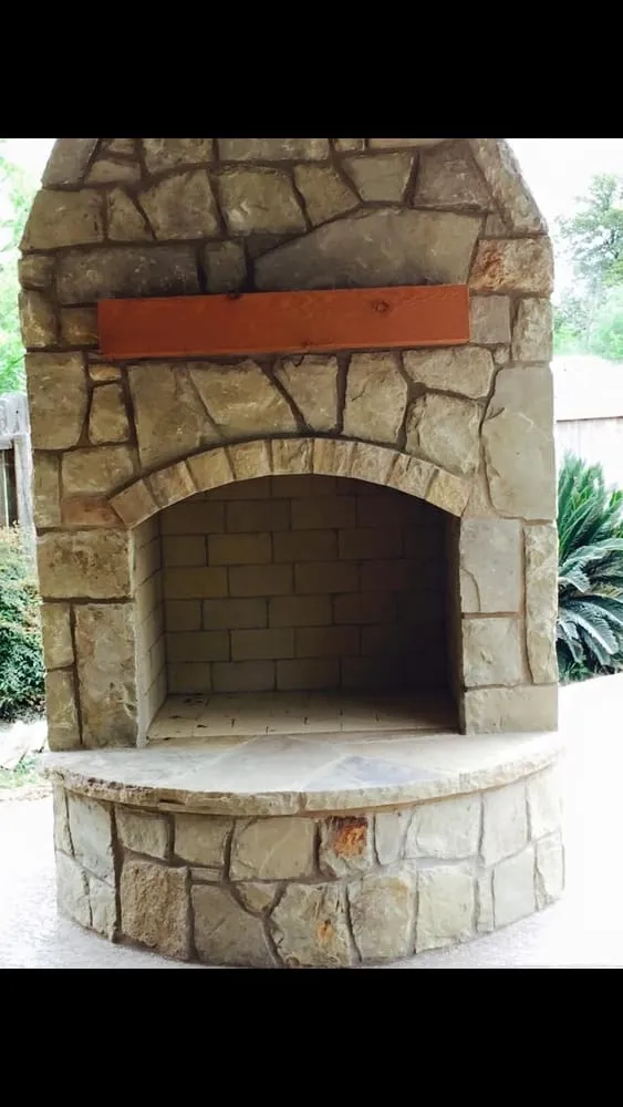 Expert yard cleanup service in Buda, TX - Sierra Outdoor Living