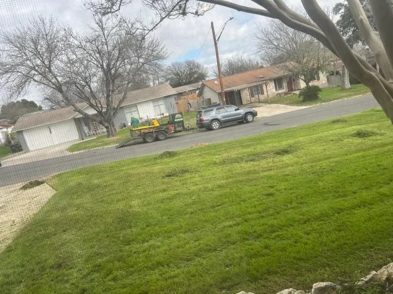 Top-rated landscape installation in Floresville, TX by Siesta Lawn Care