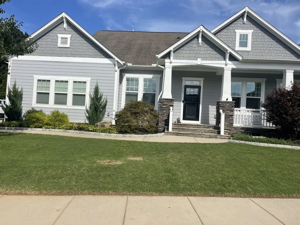 Top-rated garden landscaping for beautiful yards in Charlotte, NC by Sifford Enterprises