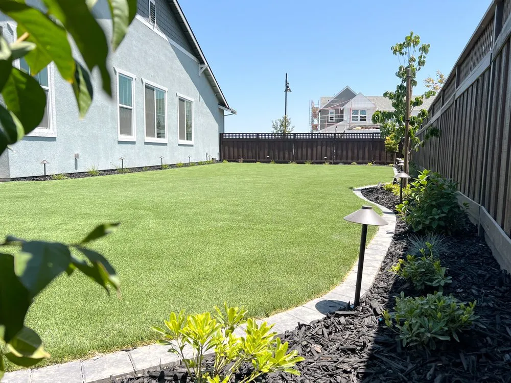 Custom lawn care service in Modesto, CA - SIG Landscape