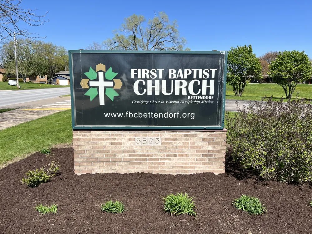 Professional yard maintenance for year-round maintenance across Bettendorf, IA - SIG Property Maintenance/Bi-State Lawns