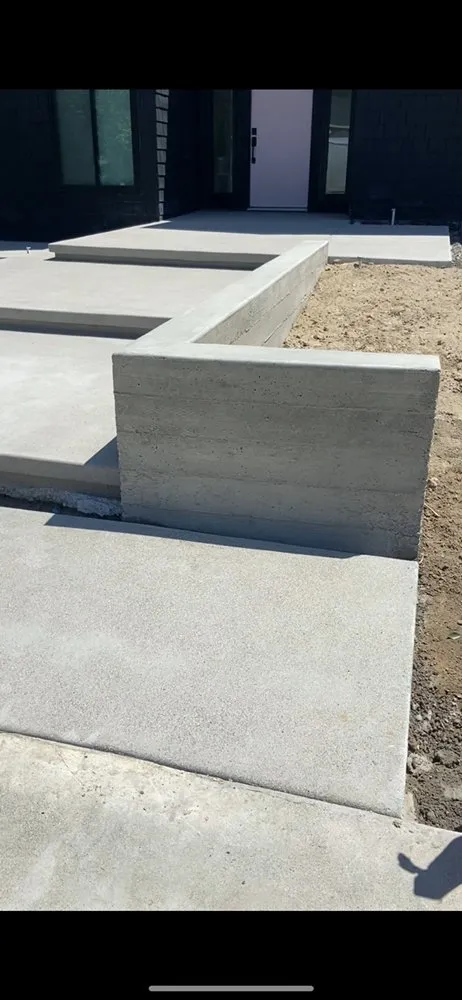 Reliable outdoor landscaping experts serving Escondido, CA - Sigas Construction