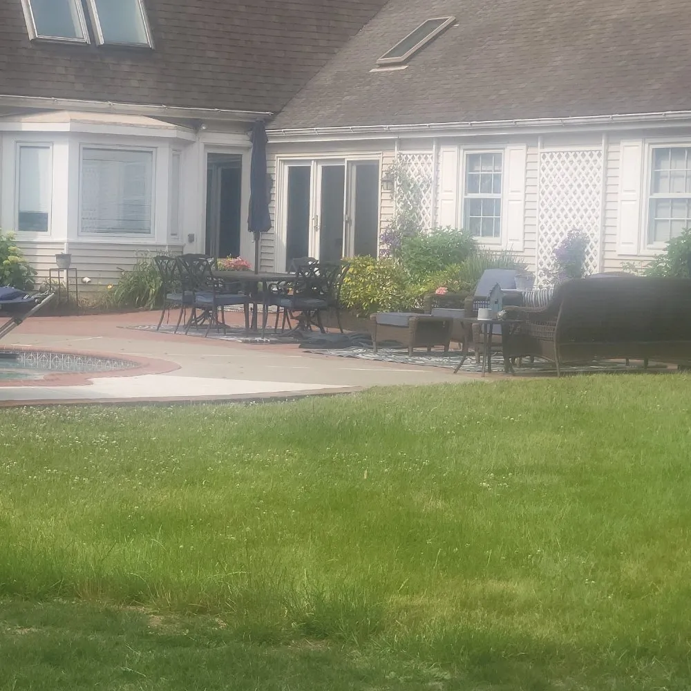 Reliable lawn mowing service in Bethlehem, PA - Sigley's Lawn & Landscape