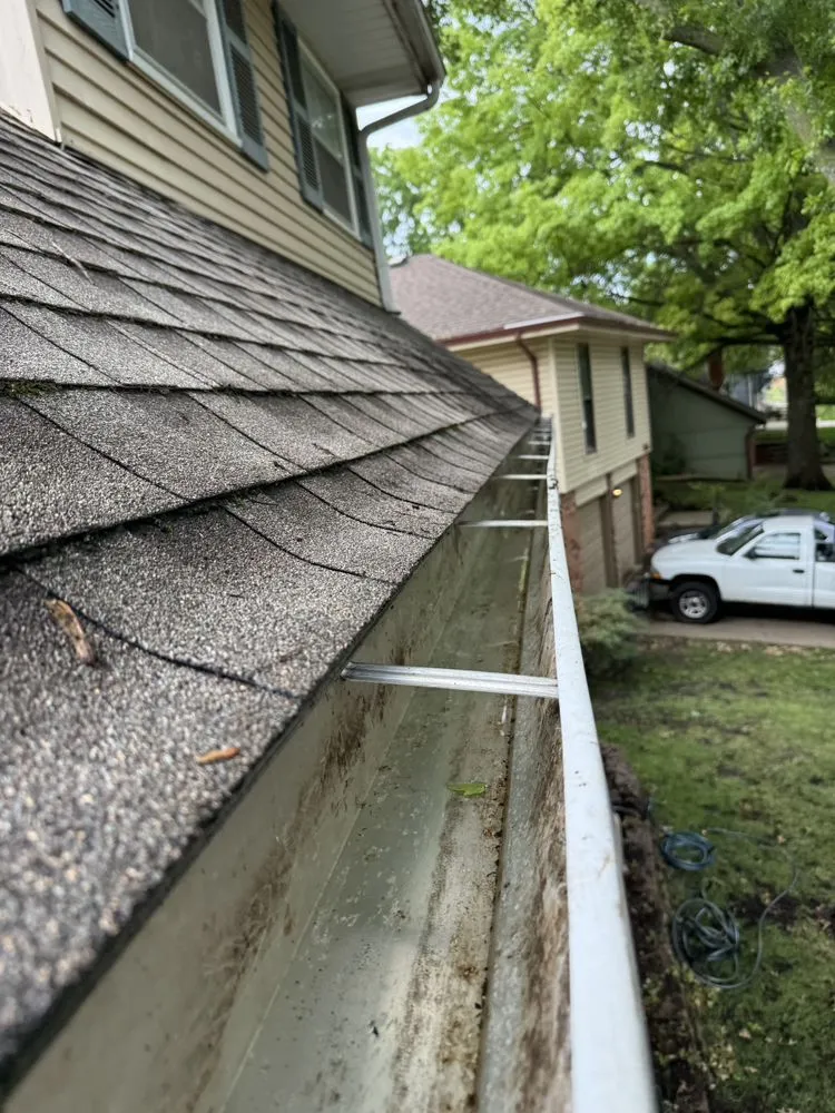 Local yard maintenance in Grain Valley, MO - Signature Elite Property Management