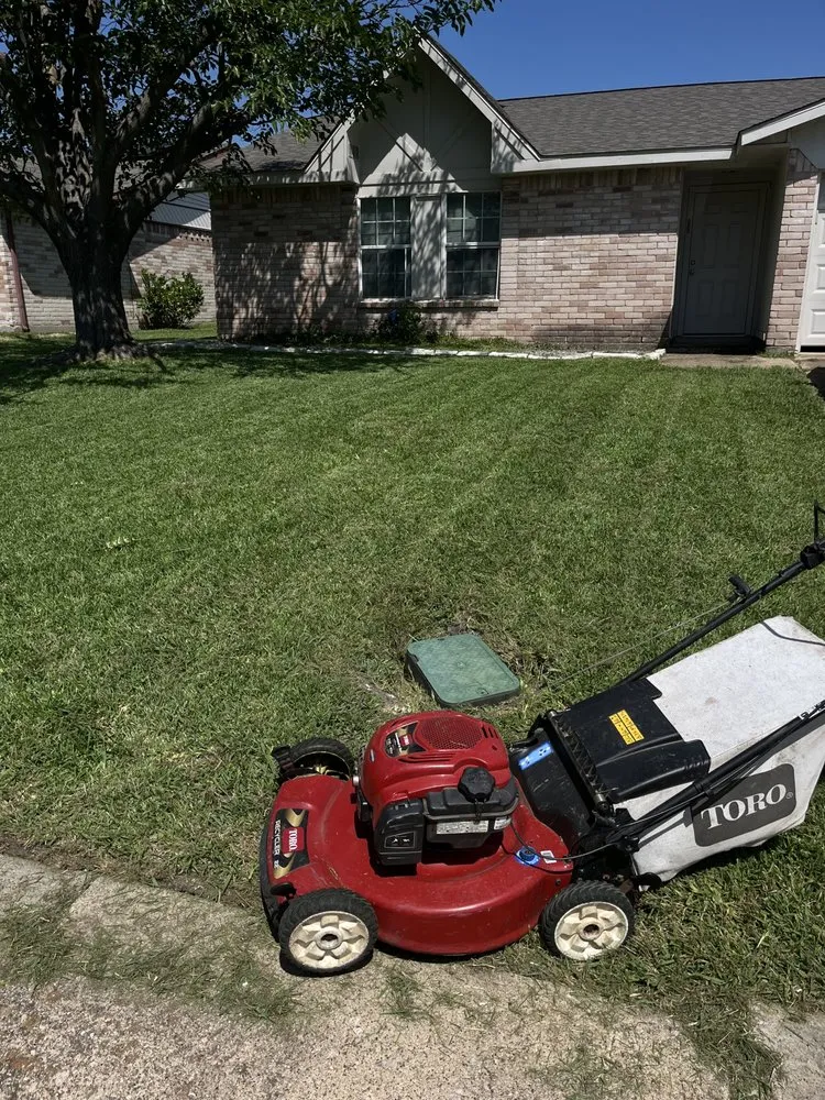 Trusted garden landscaping with custom design in Pottsboro, TX by Signature Greens