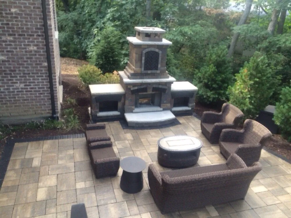 Local garden landscaping in Frankfort, IL - Signature Landscape