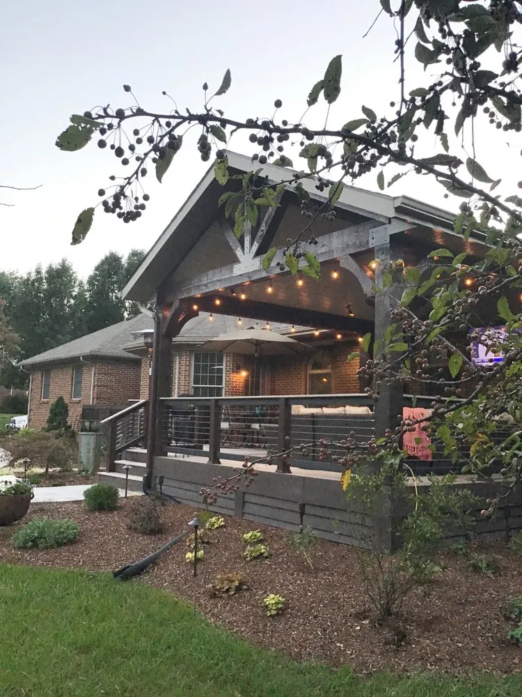 Expert landscape installation for beautiful yards in Nicholasville, KY by Signature Landscapes Llc