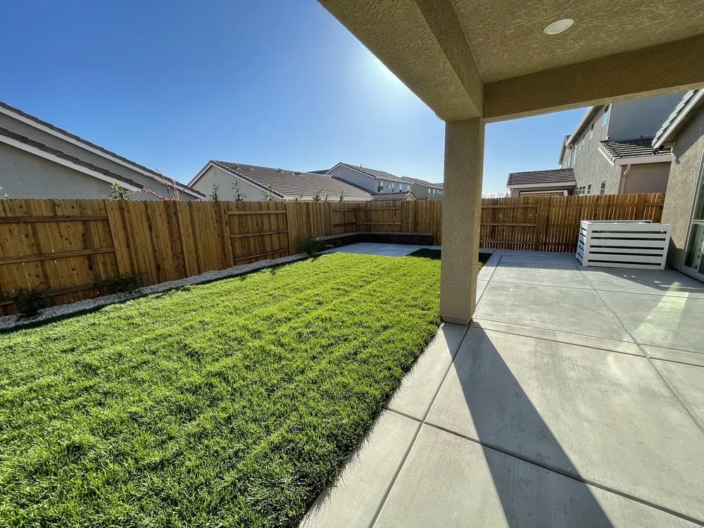 Local yard cleanup service in Pacifica, CA - Signature Landscapes