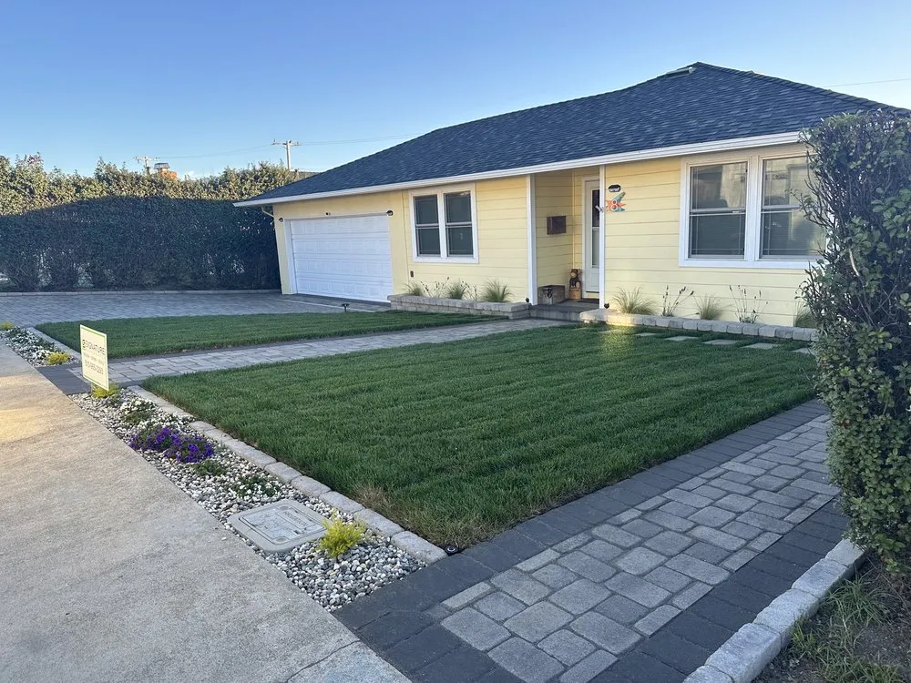 Custom garden landscaping in Pinole, CA - Signature Landscapes