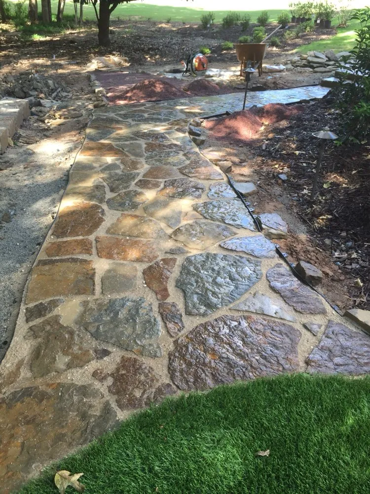 Top-rated yard cleanup service experts serving Hoschton, GA - Signature Lawn Service