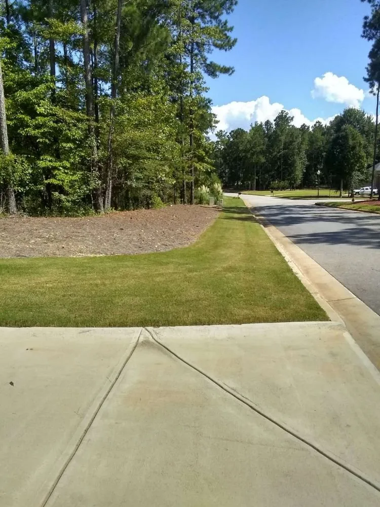 Affordable garden landscaping in Columbus, GA - Signature Lawn Services