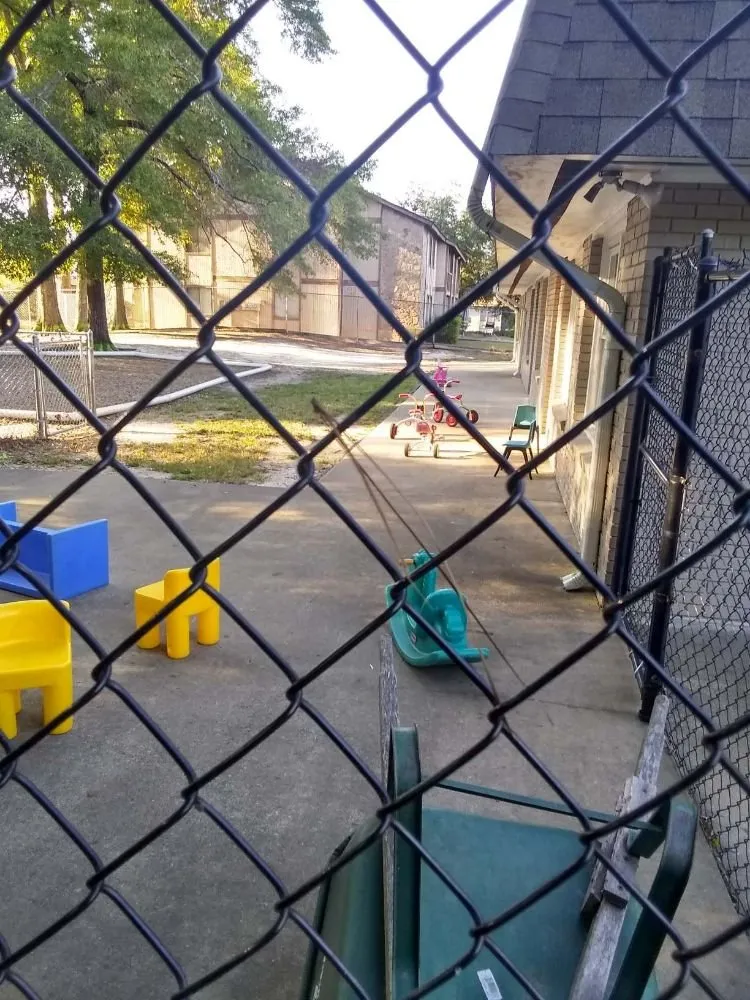 Top-rated lawn care service in Columbus, GA by Signature Lawn Services