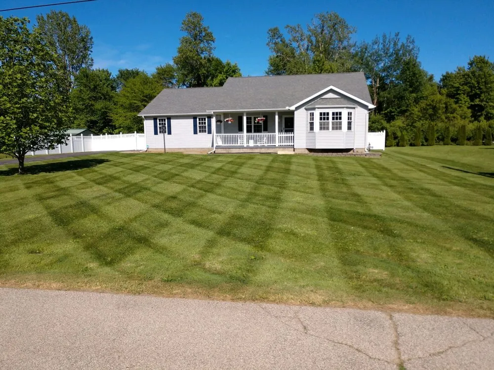 Top-rated garden landscaping for residential properties in Conneaut, OH by Signature Lawncare