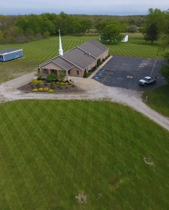 Reliable landscape installation for year-round maintenance in Conneaut, OH by Signature Lawncare