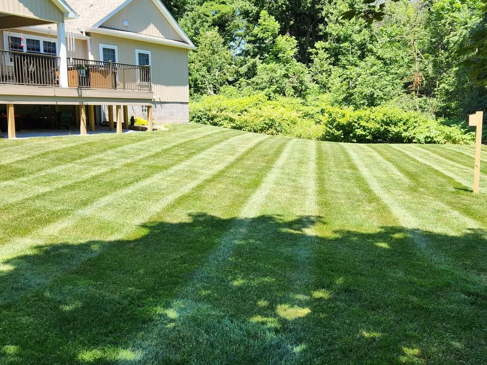 Affordable landscape design experts serving Conneaut, OH - Signature Lawncare