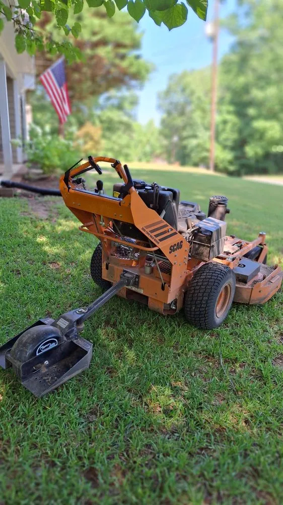 Reliable yard cleanup service experts serving Calera, AL - Signature Lawns