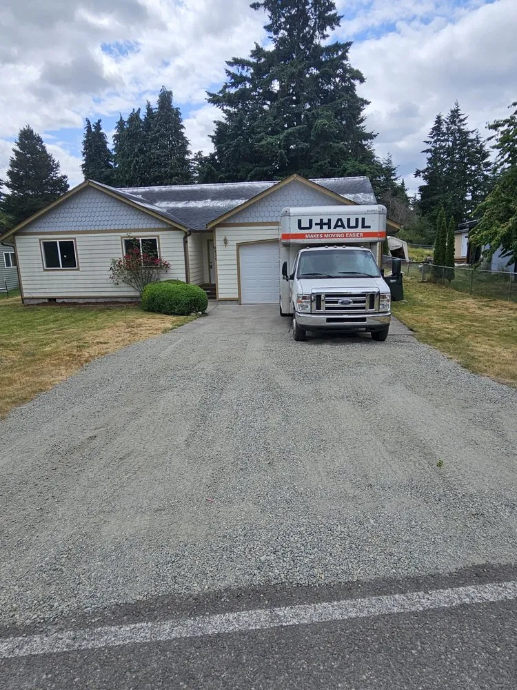 Professional yard maintenance in Clarkville, TN - Sikes Outdoor Services