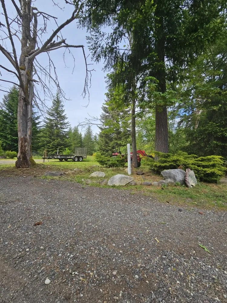 Reliable lawn care service in Clarkville, TN by Sikes Outdoor Services