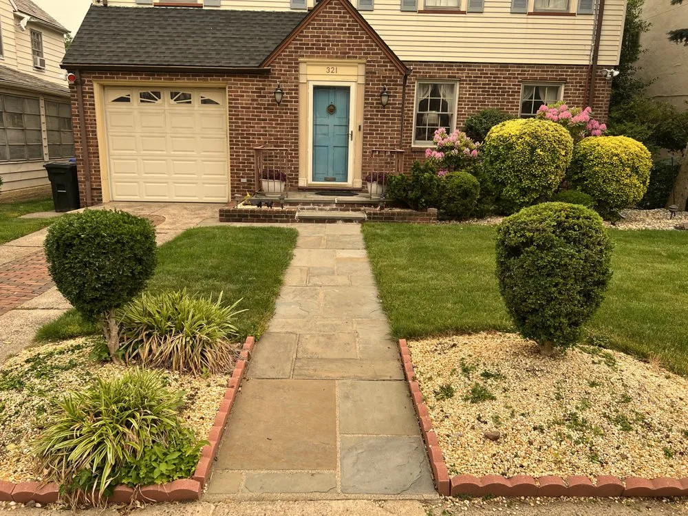 Trusted outdoor landscaping for beautiful yards in Saddle Brook, NJ by Sileem's Landscaping & Powerwashing