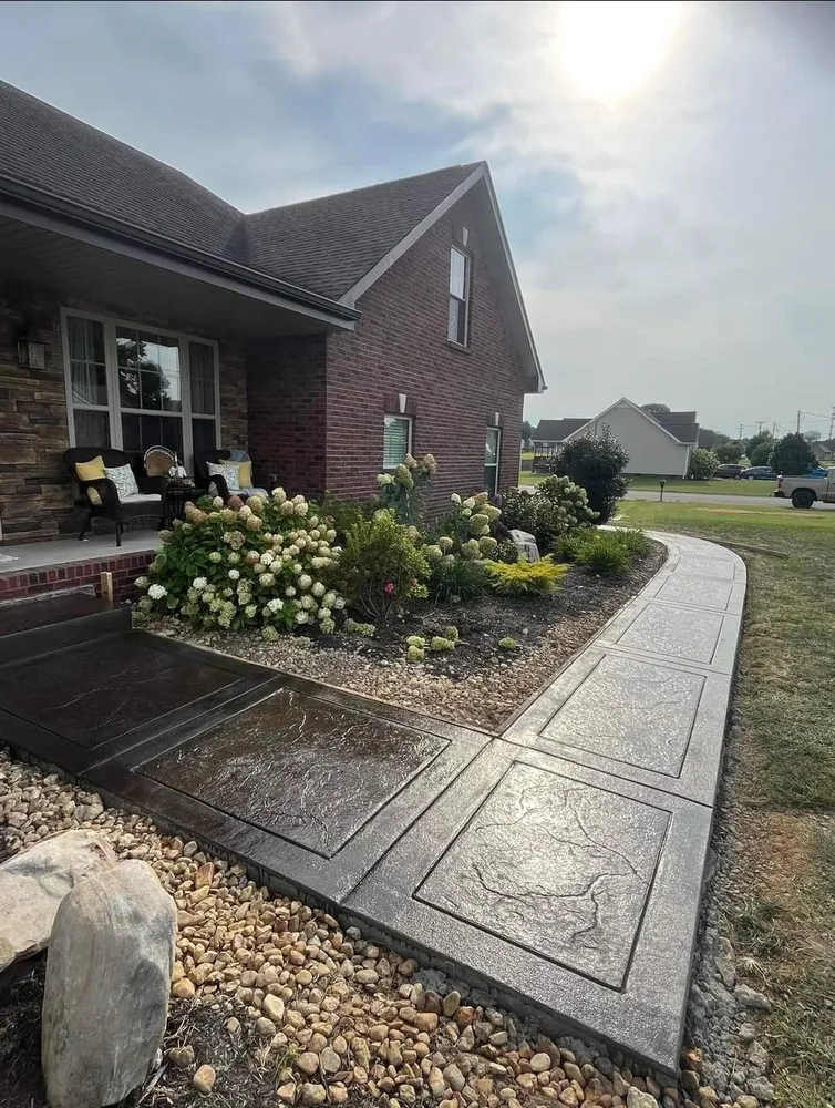 Reliable yard cleanup service experts serving Paducah, KY - Sills Concrete & Pools