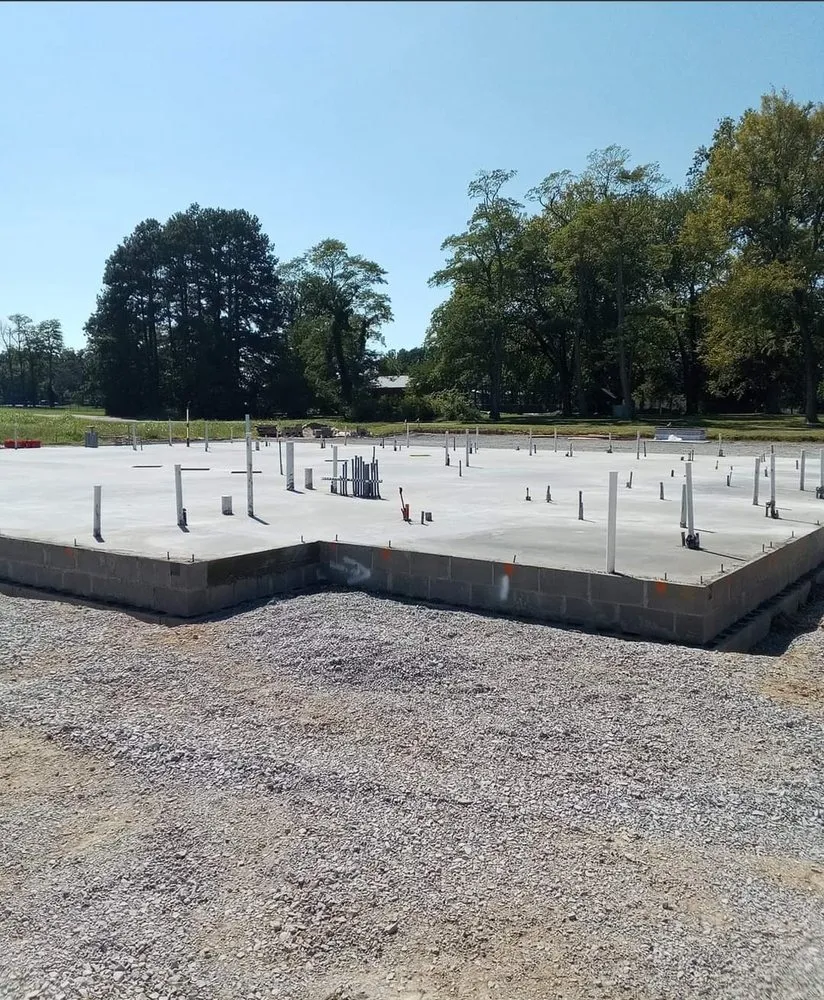 Custom garden landscaping in Paducah, KY - Sills Concrete & Pools