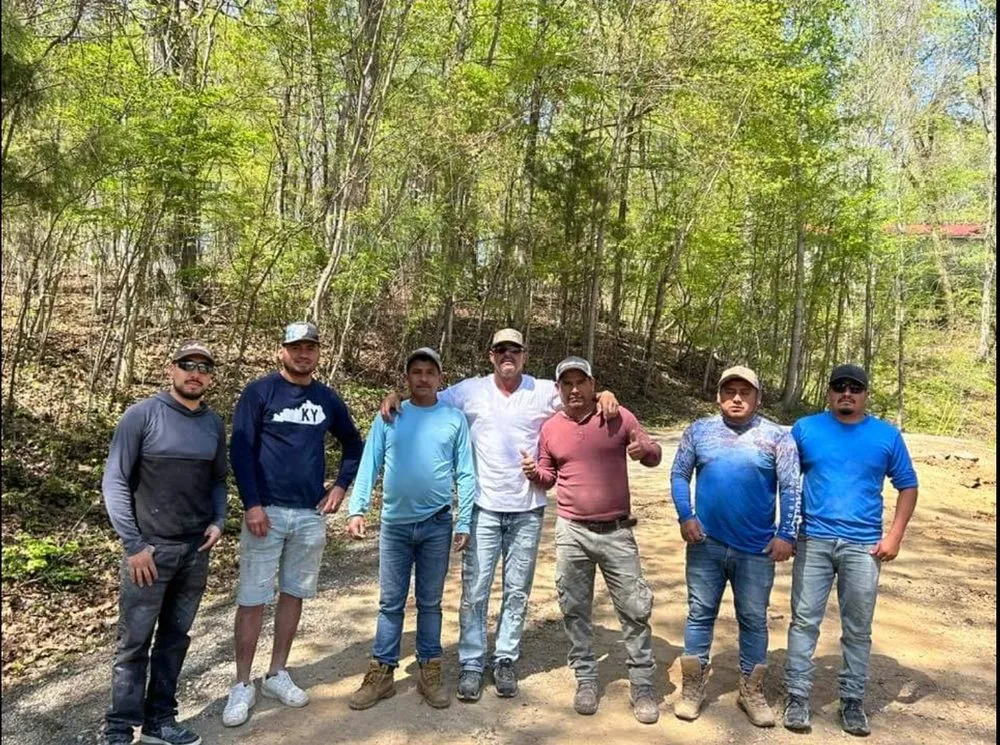 Affordable outdoor landscaping experts serving Paducah, KY - Sills Concrete & Pools