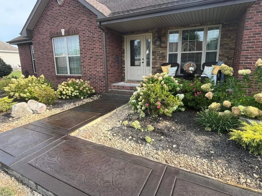Top-rated yard cleanup service in Paducah, KY - Sills Concrete & Pools