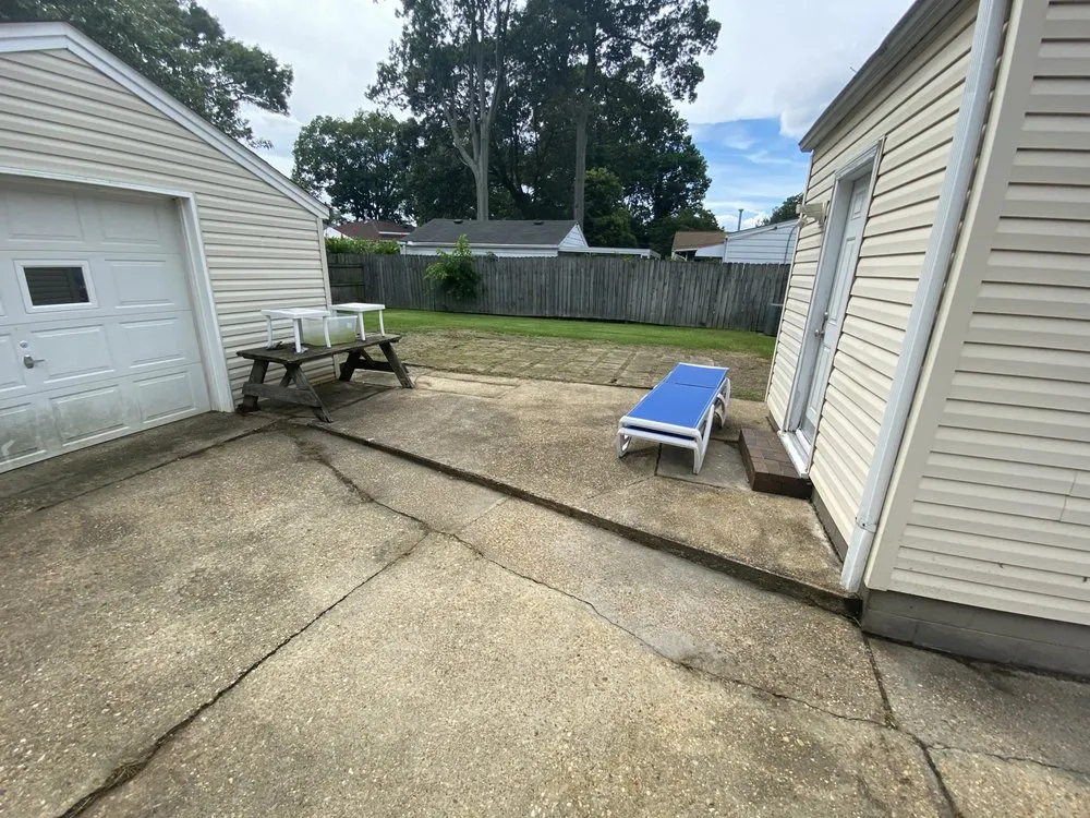 Reliable lawn mowing service in Newport News, VA - Sills Lawncare