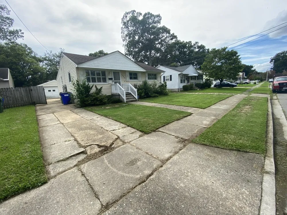 Reliable yard maintenance in Newport News, VA - Sills Lawncare