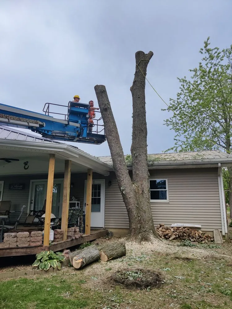 Local garden landscaping in Leitchfield, KY by Silman's Lawn, Land & Tree