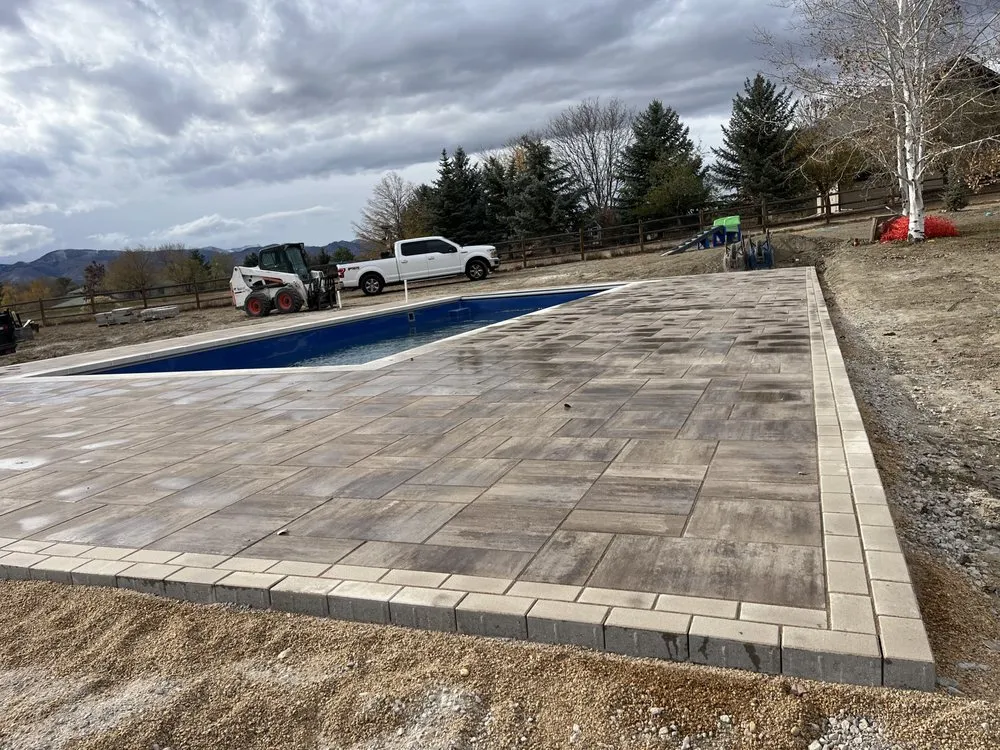 Local lawn care service experts serving Longmont, CO - Silva’s Hardscaping