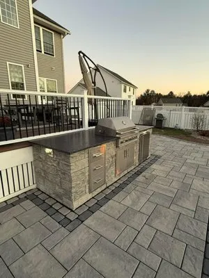 Silva’s Hardscaping Logo