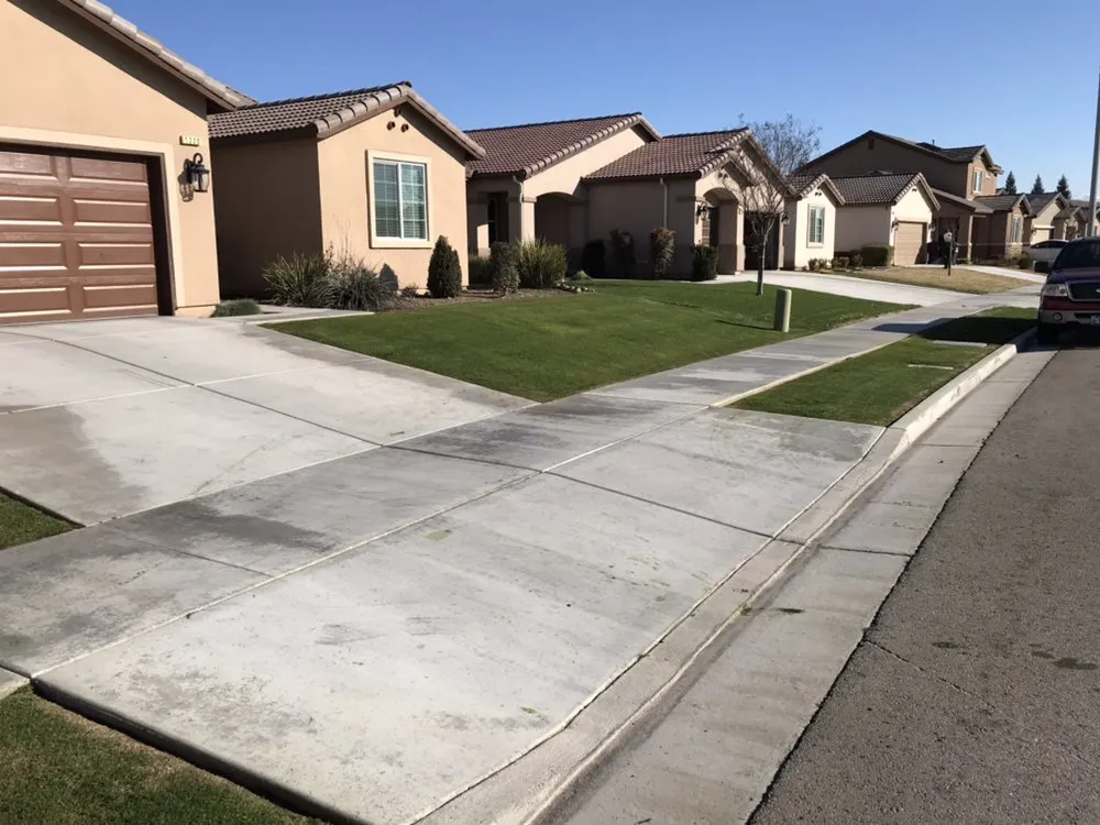 Reliable landscape design for homes in Ivanhoe, CA by Silvas Landscaping Co
