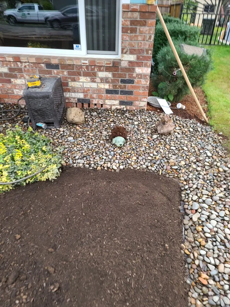 Affordable landscape design for year-round maintenance in Salem, OR by Silva's Lawn Care