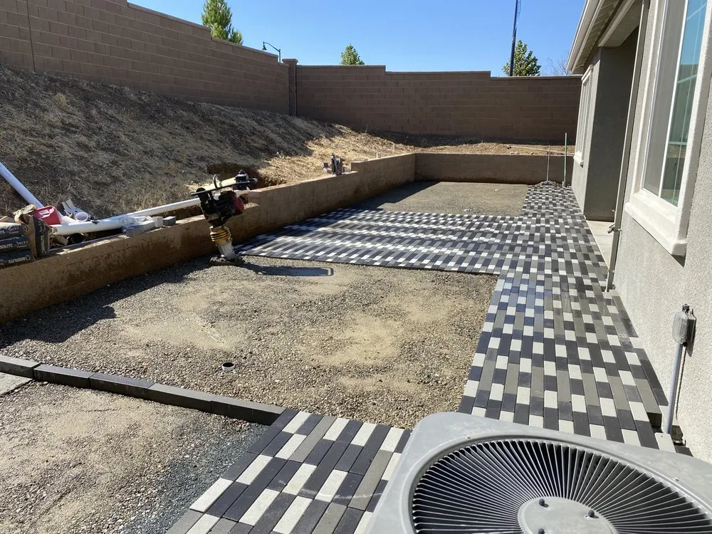 Affordable outdoor landscaping in Tracy, CA - SILVA’S YARDS MAINTENANCE AND LANDSCAPING