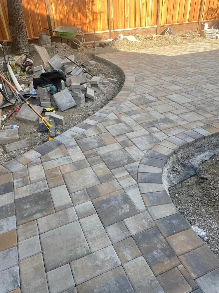 Expert yard maintenance in Tracy, CA - SILVA’S YARDS MAINTENANCE AND LANDSCAPING