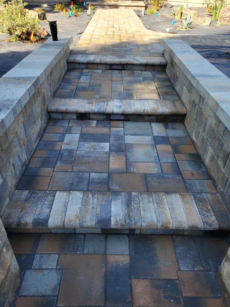 Trusted residential landscaping for homes in Tracy, CA by SILVA’S YARDS MAINTENANCE AND LANDSCAPING