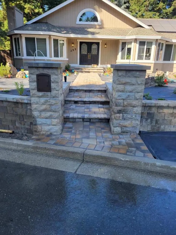 Trusted landscape installation in Tracy, CA by SILVA’S YARDS MAINTENANCE AND LANDSCAPING