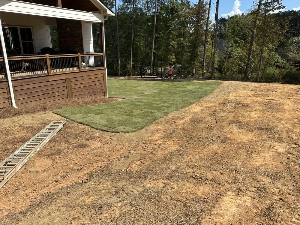 Local residential landscaping experts serving Silver Creek, GA - Silver Creek Dirt Works