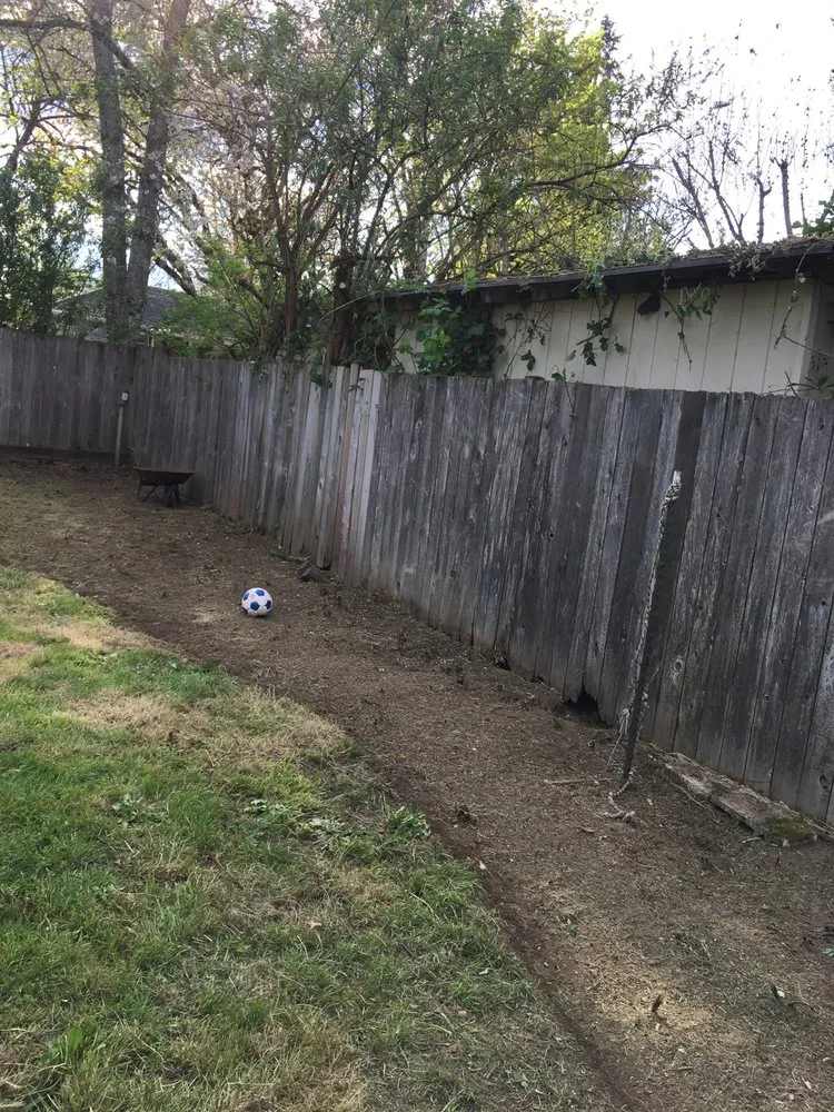 Custom landscaping services experts serving Tualatin, OR - Silver Creek Lawn Maintenance