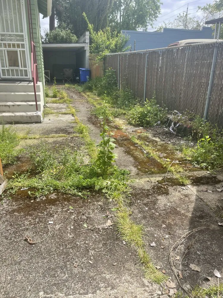 Reliable landscape design in Tualatin, OR by Silver Creek Lawn Maintenance