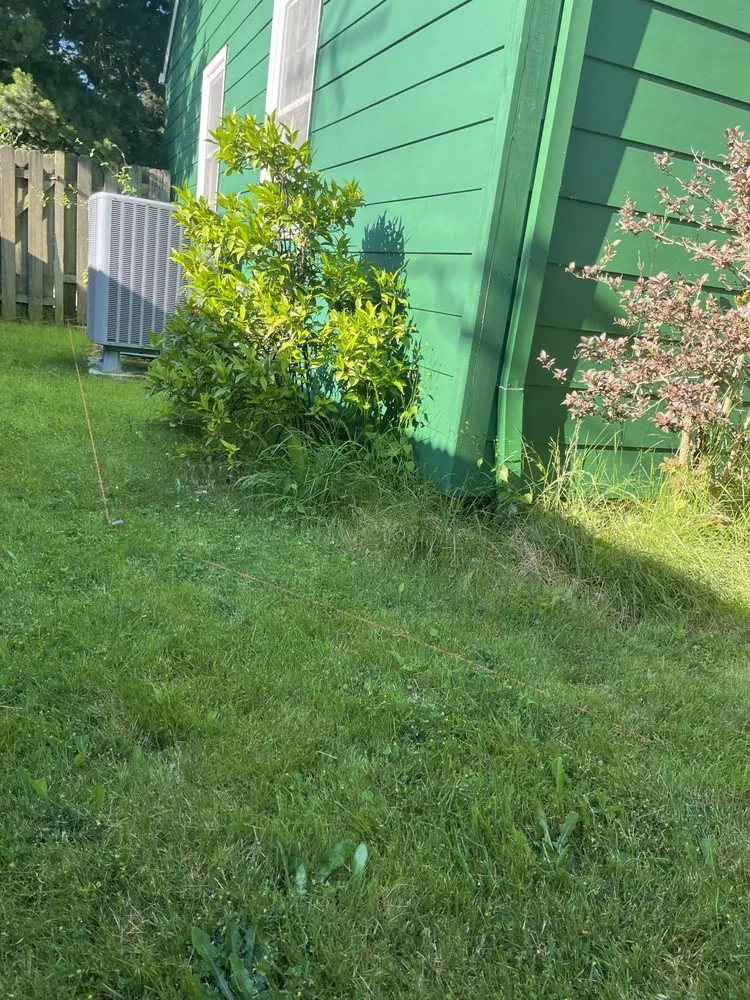 Local lawn mowing service in Tualatin, OR by Silver Creek Lawn Maintenance