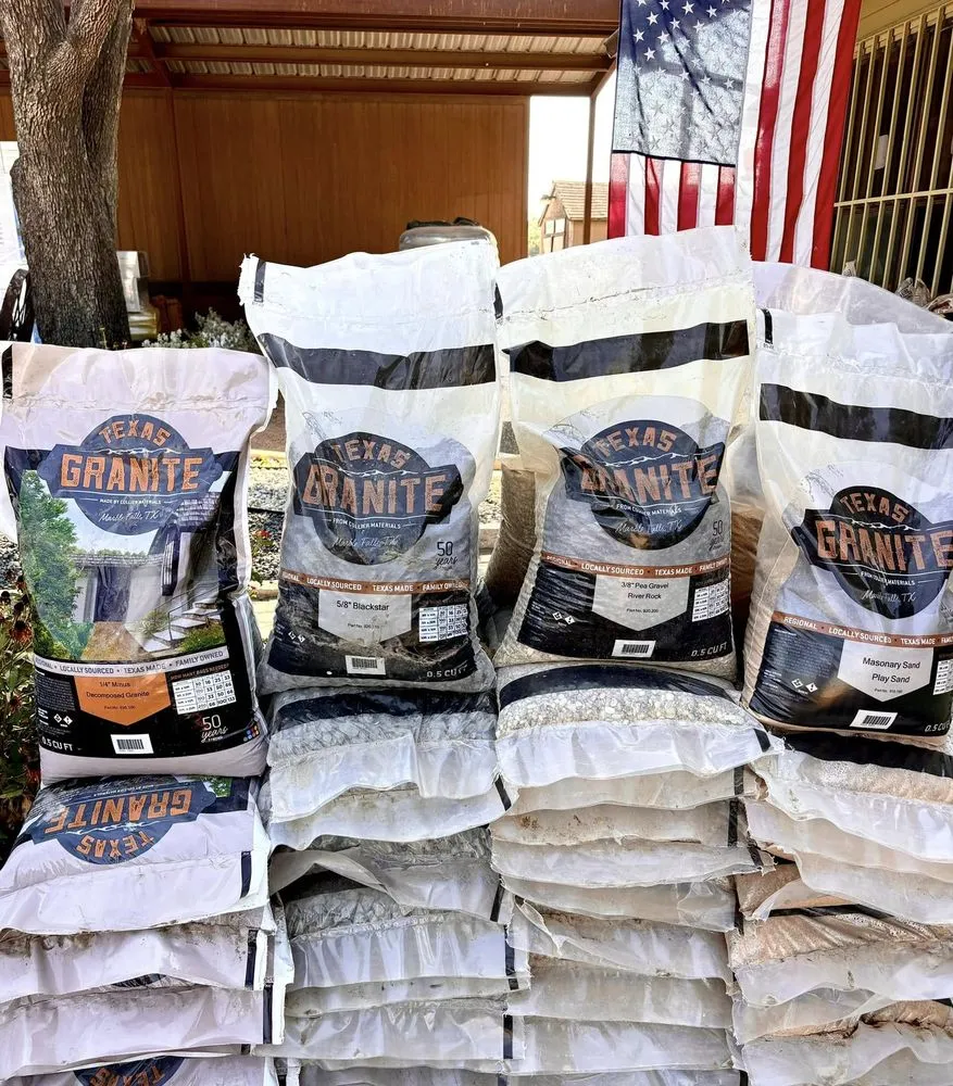 Reliable outdoor landscaping experts serving Fort Worth, TX - Silver Creek Materials