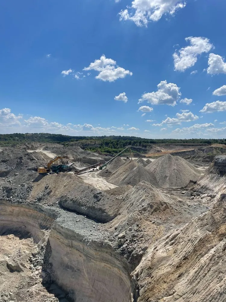 Affordable landscaping services for residential properties in Fort Worth, TX by Silver Creek Materials