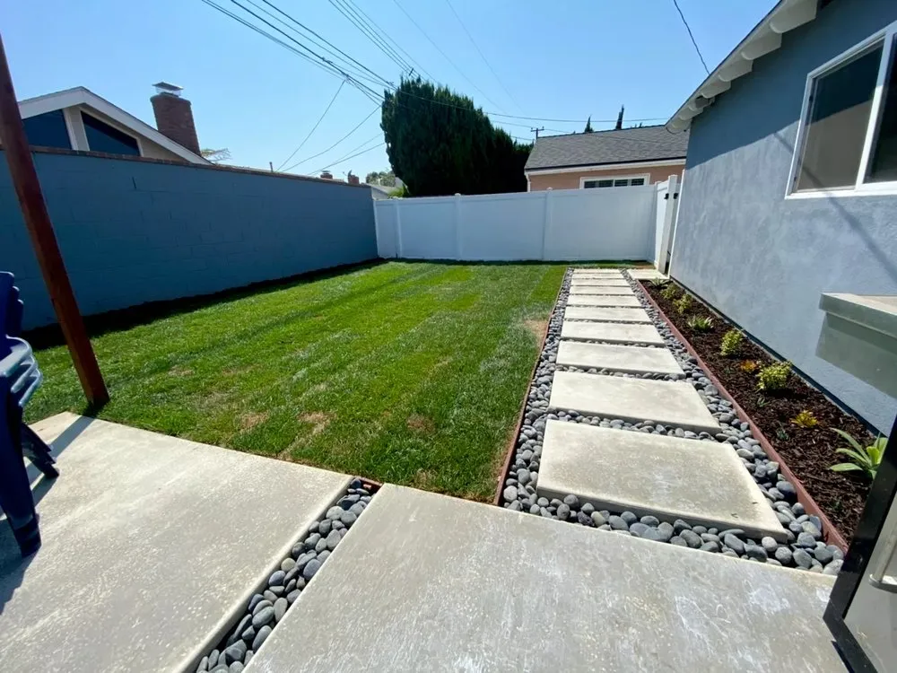 Custom yard maintenance experts serving Santa Ana, CA - Silver Crest Landscape